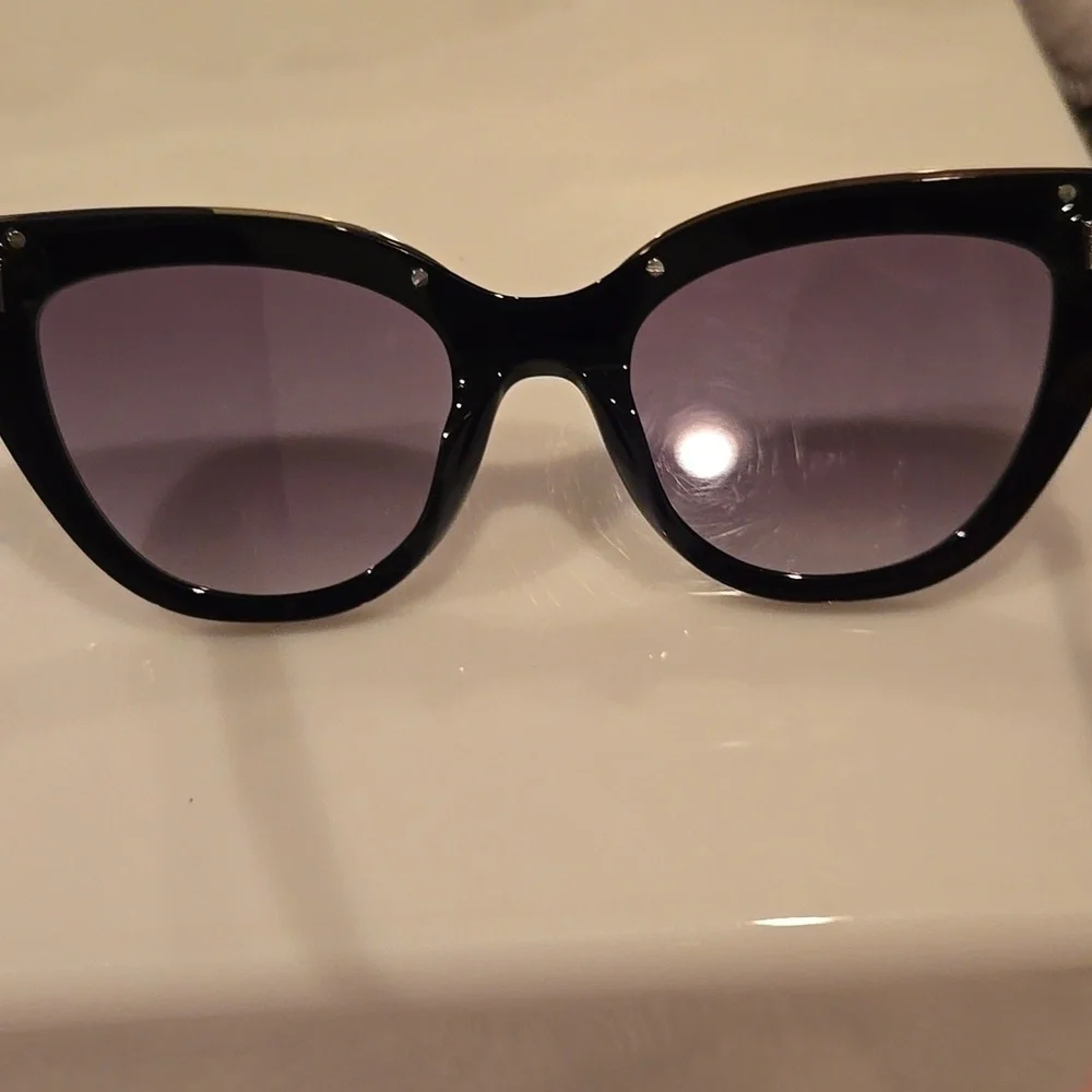 Longchamp Paris Black Cat-Eye Sunglasses with Gradient Lenses Brand New In Case